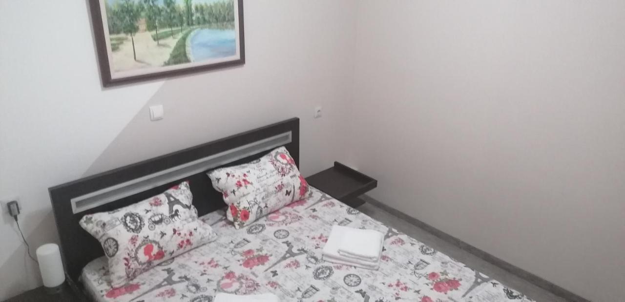 Exit Labirint Centar Hostel Novi Sad Exterior photo