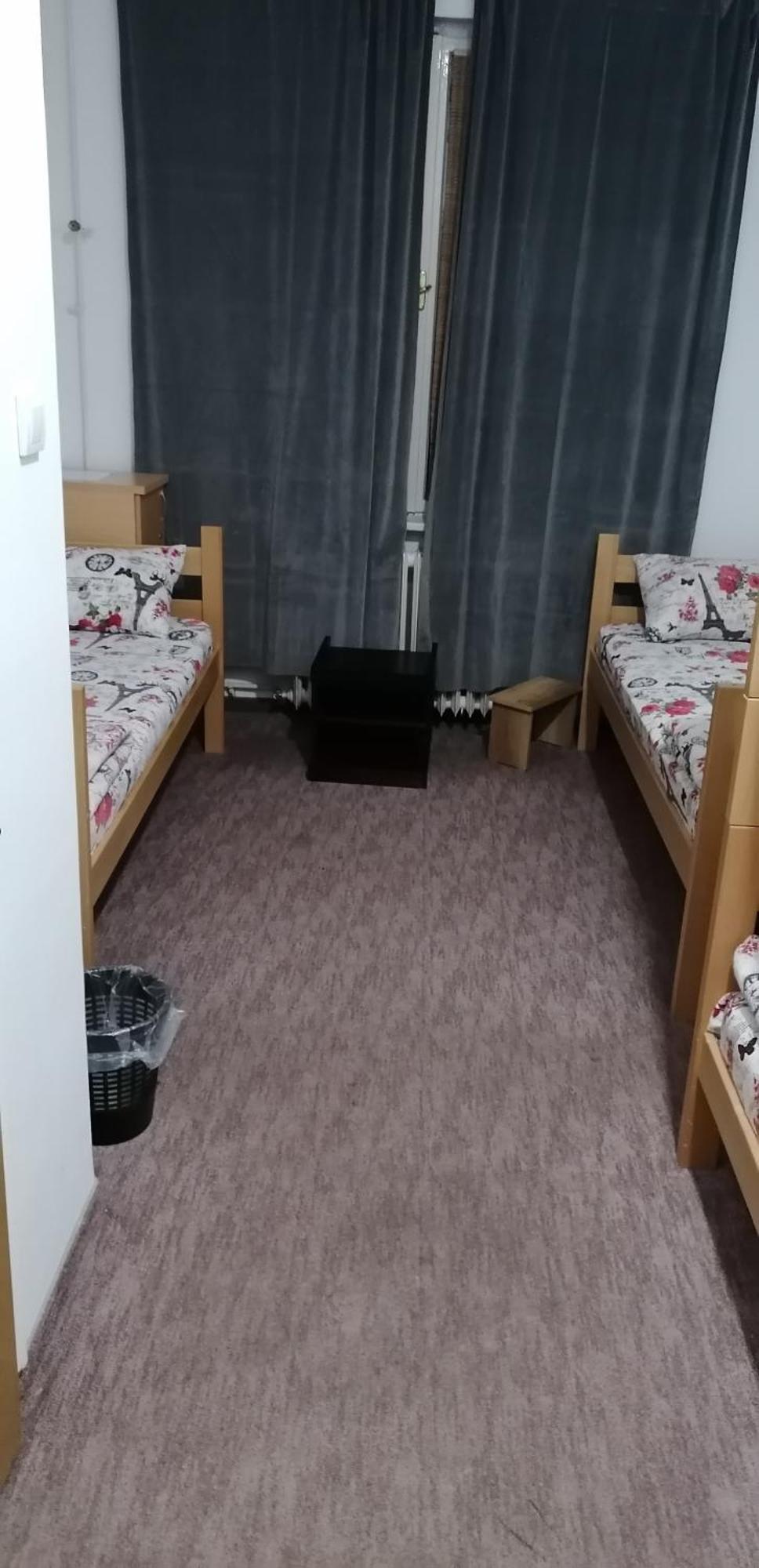 Exit Labirint Centar Hostel Novi Sad Room photo