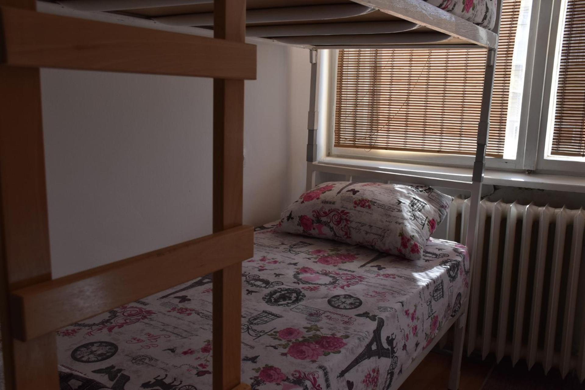 Exit Labirint Centar Hostel Novi Sad Room photo